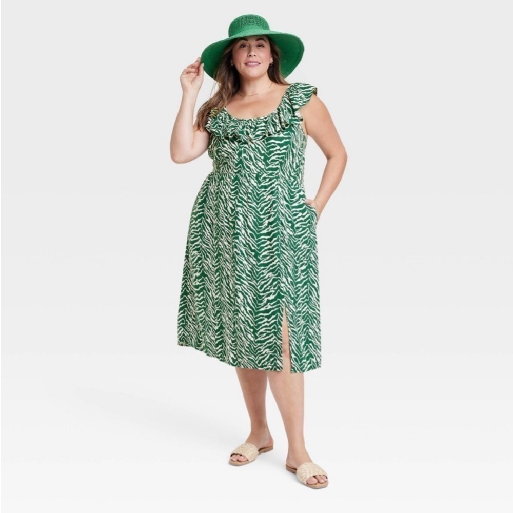Women's Ruffle Sleeveless A-Line Dress - Ava
& Viv Green Zebra Print new